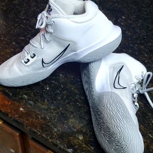 Basketball 🏀 shoes